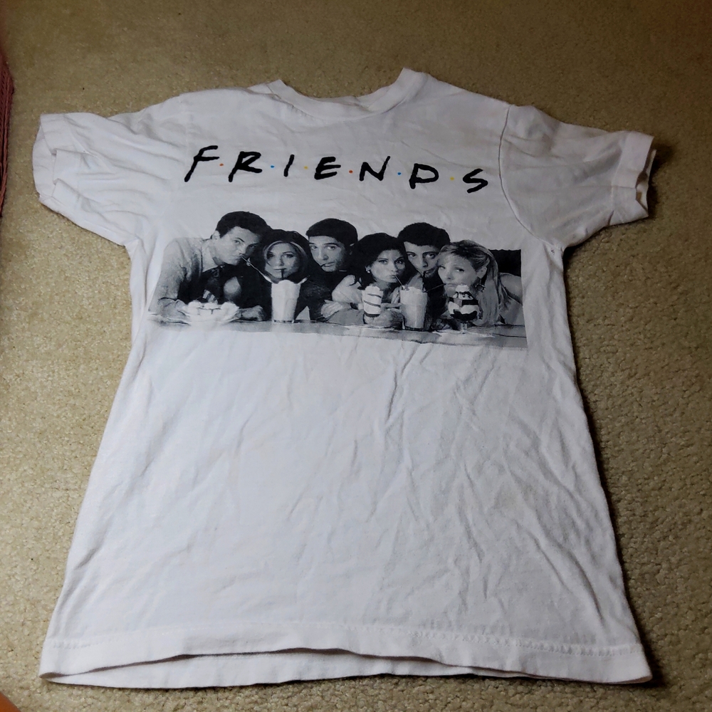 A" friend's "T-shirt